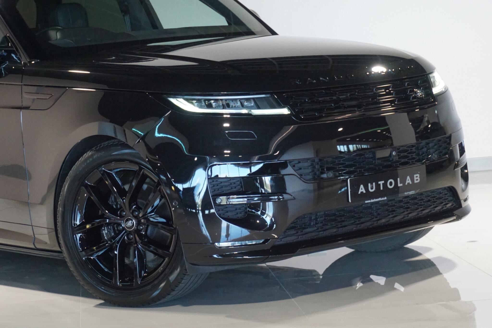 Land Rover Range Rover Sport 3.0 D300 MHEV Dynamic SE SUV 5dr Diesel Auto 4WD Euro 6 (s/s) (300 ps)